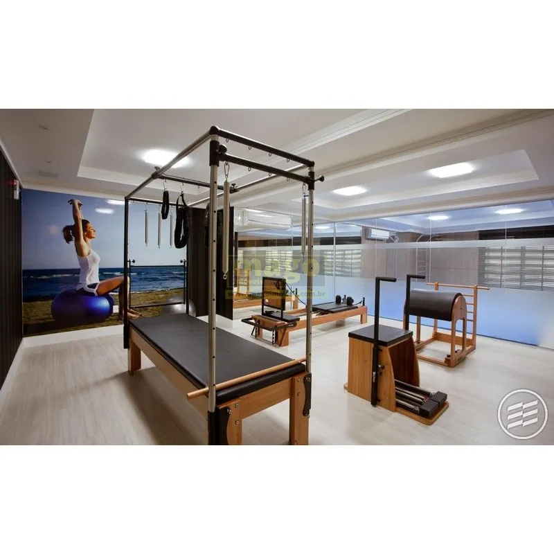 NOVO E MOBILIADO! UM FG NO CENTRO DE BALNEÁRIO!