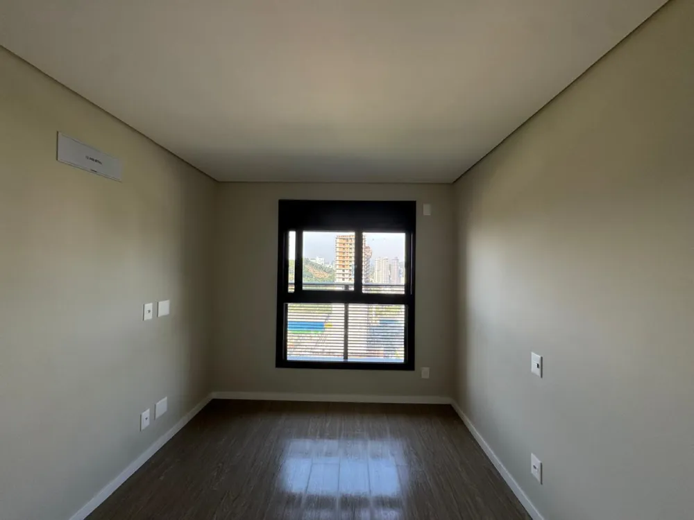 Apartamento para venda no bairro Praia Brava em Itajaí
