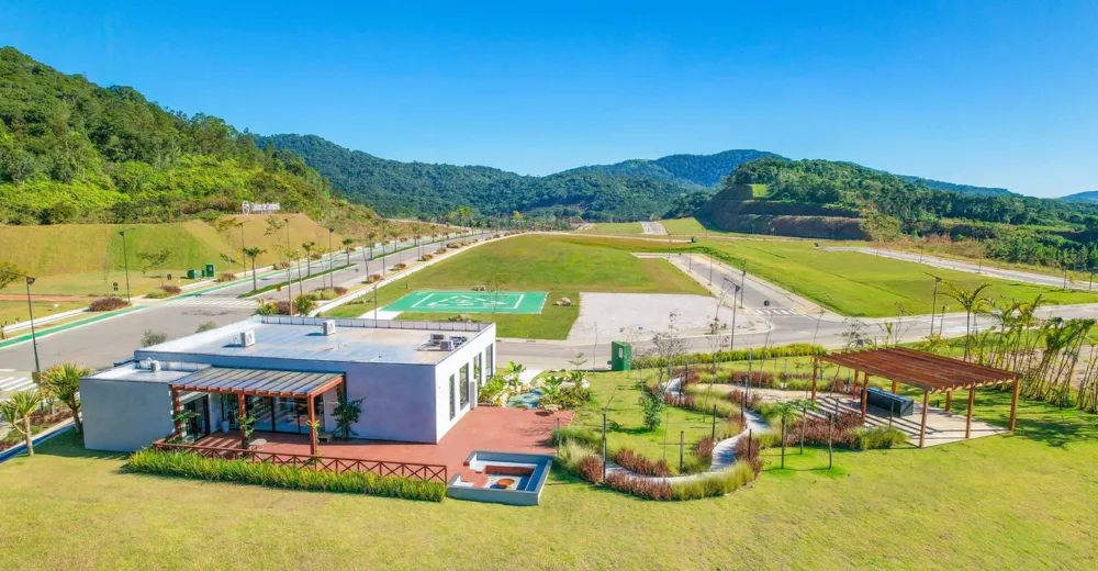 Terreno para venda no bairro Várzea do Ranchinho em Camboriú