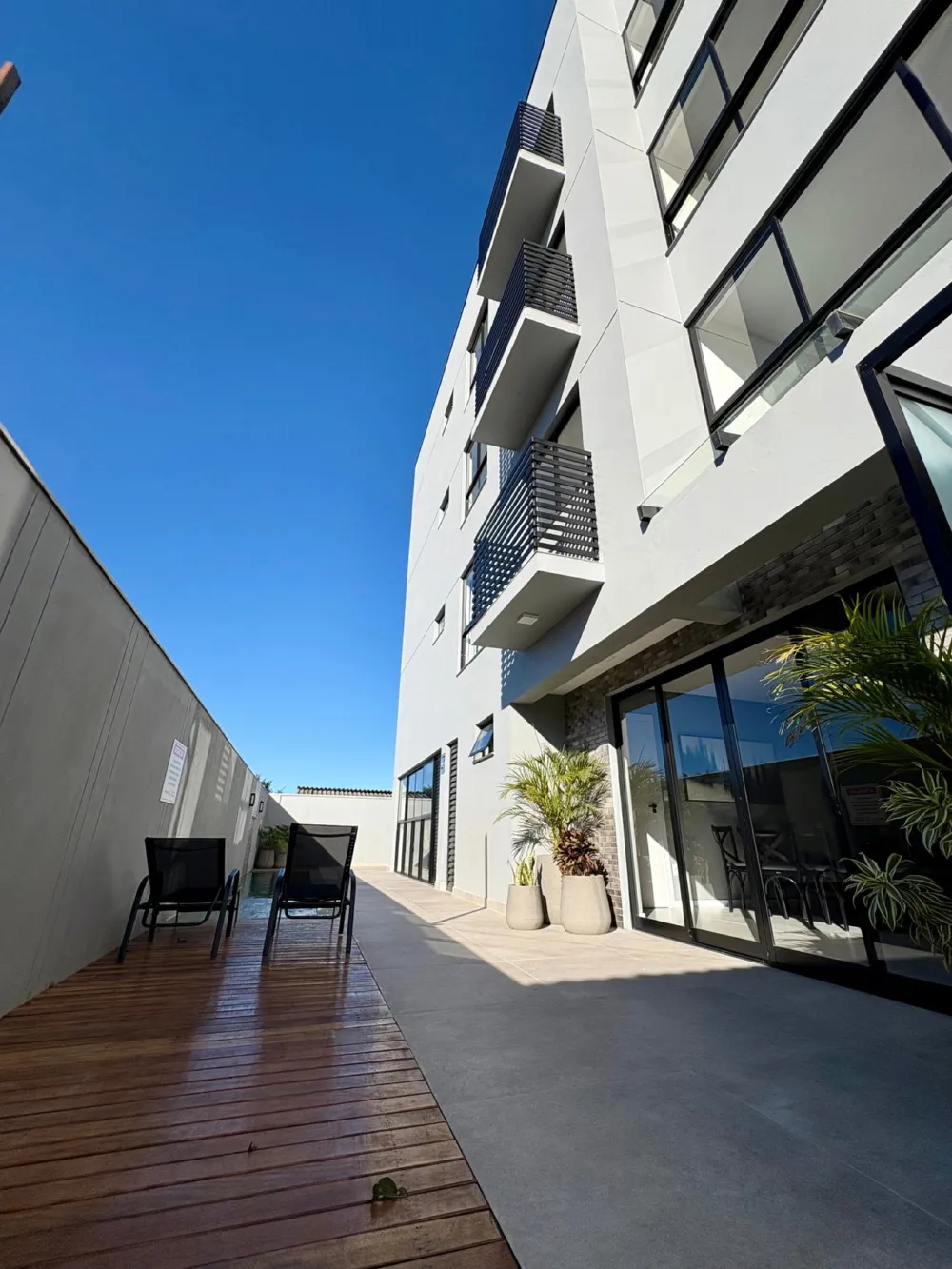 Sala comercial para reserva no bairro Meia Praia em Navegantes