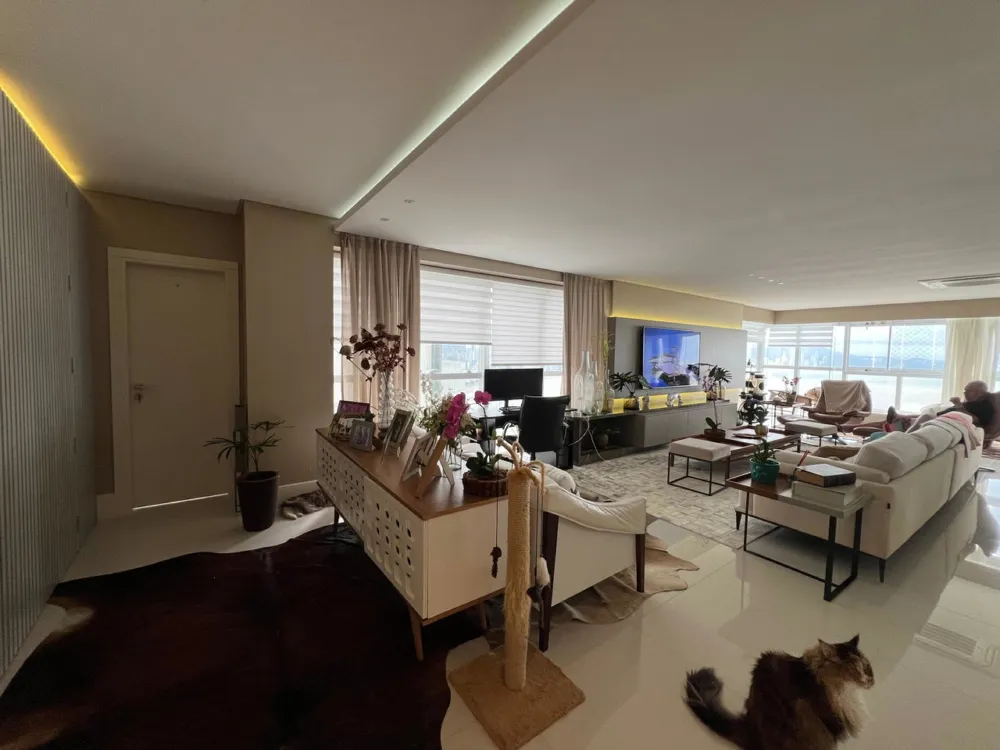 Apartamento para venda no bairro Barra Sul em Balneário Camboriú