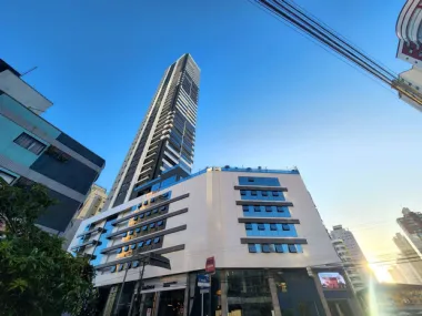 Apartamento 3 quartos para venda no bairro Centro em Balneário Camboriú