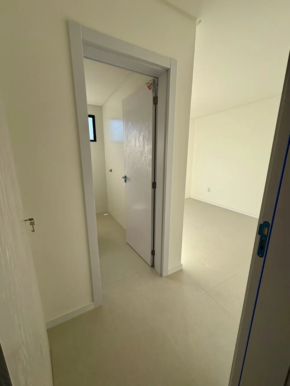 Sala comercial para reserva no bairro Meia Praia em Navegantes