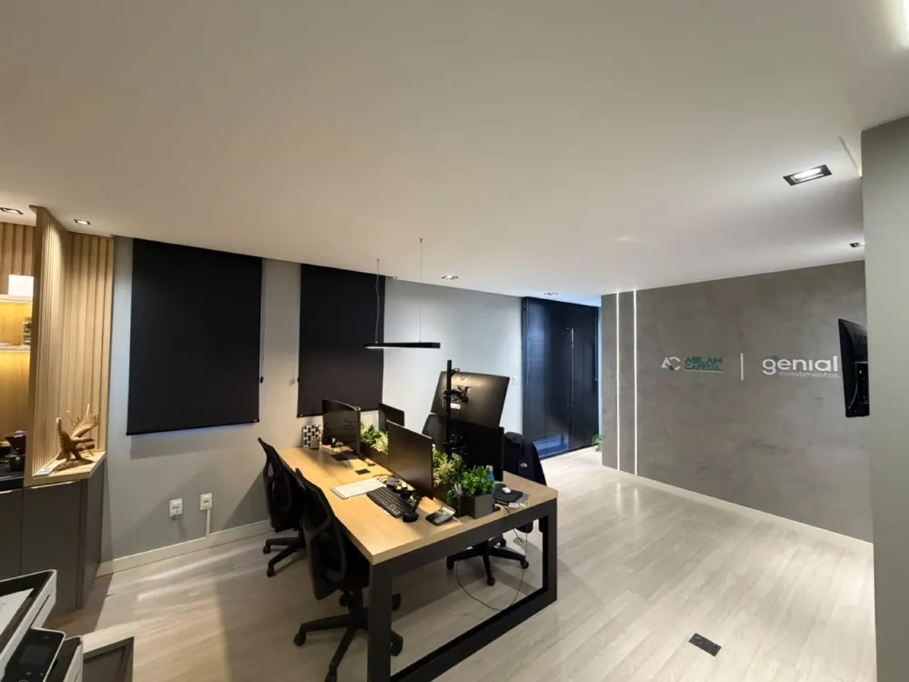 Sala comercial para venda no bairro Ariribá em Balneário Camboriú