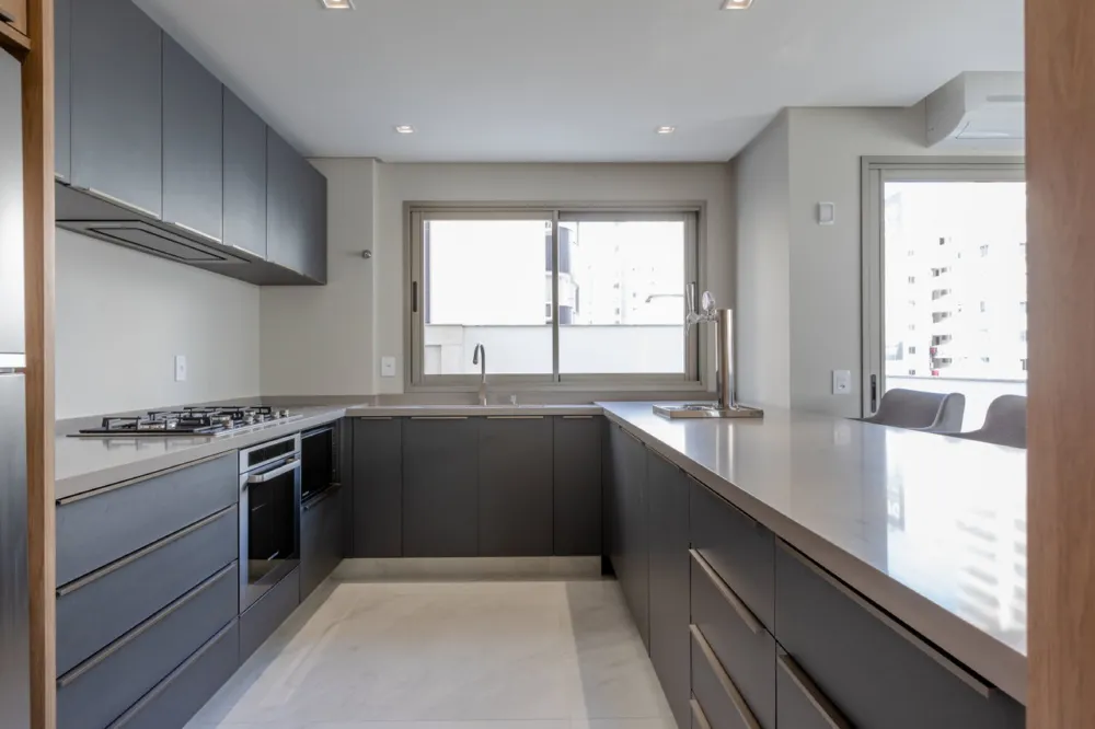 Apartamento 4 quartos para venda no bairro Pontal Norte em Balneário Camboriú