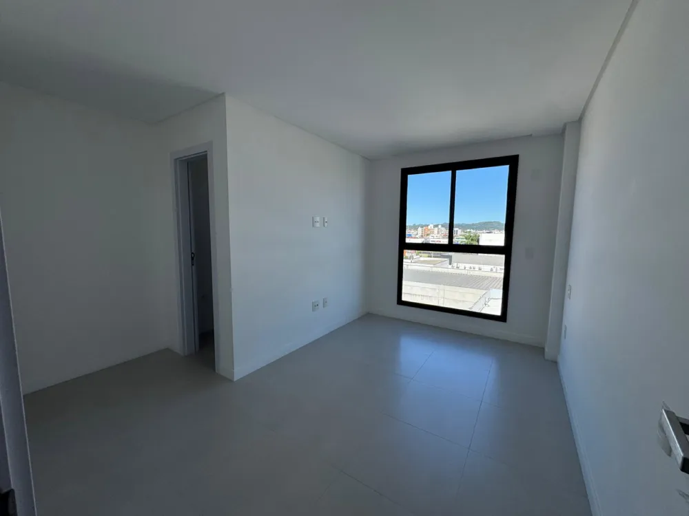 Apartamento para venda no bairro Estados em Balneário Camboriú