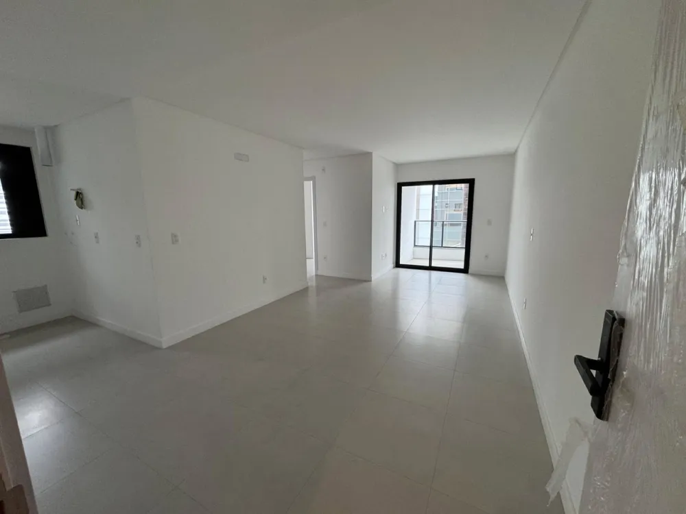Apartamento para venda no bairro Estados em Balneário Camboriú