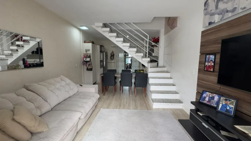 Casa 2 quartos para venda no bairro Areias em Camboriú