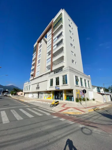 Sala comercial para venda no bairro Centro em Camboriú