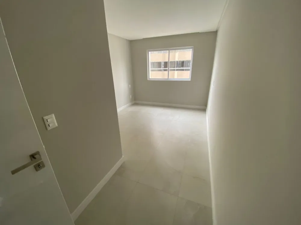 Apartamento 3 quartos para venda no bairro Pioneiros em Balneário Camboriú