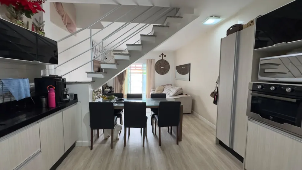 Casa 2 quartos para venda no bairro Areias em Camboriú