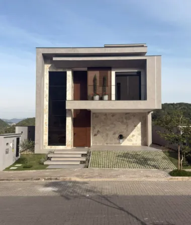 Casa 4 quartos para venda no bairro Várzea do Ranchinho em Camboriú