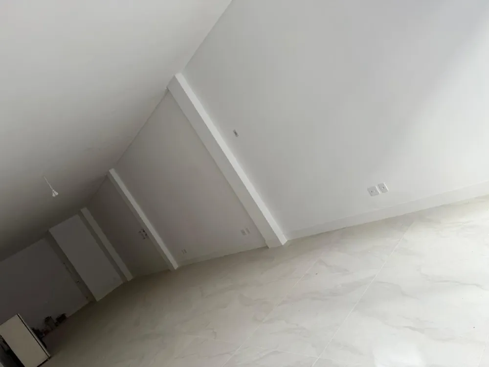 Sala comercial para venda no bairro Barra Sul em Balneário Camboriú
