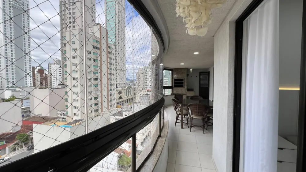 Apartamento 3 quartos para venda no bairro Centro em Balneário Camboriú