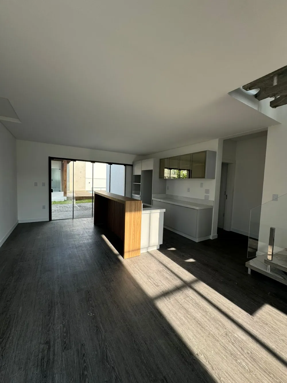 Casa 4 quartos para venda no bairro Areias em Camboriú