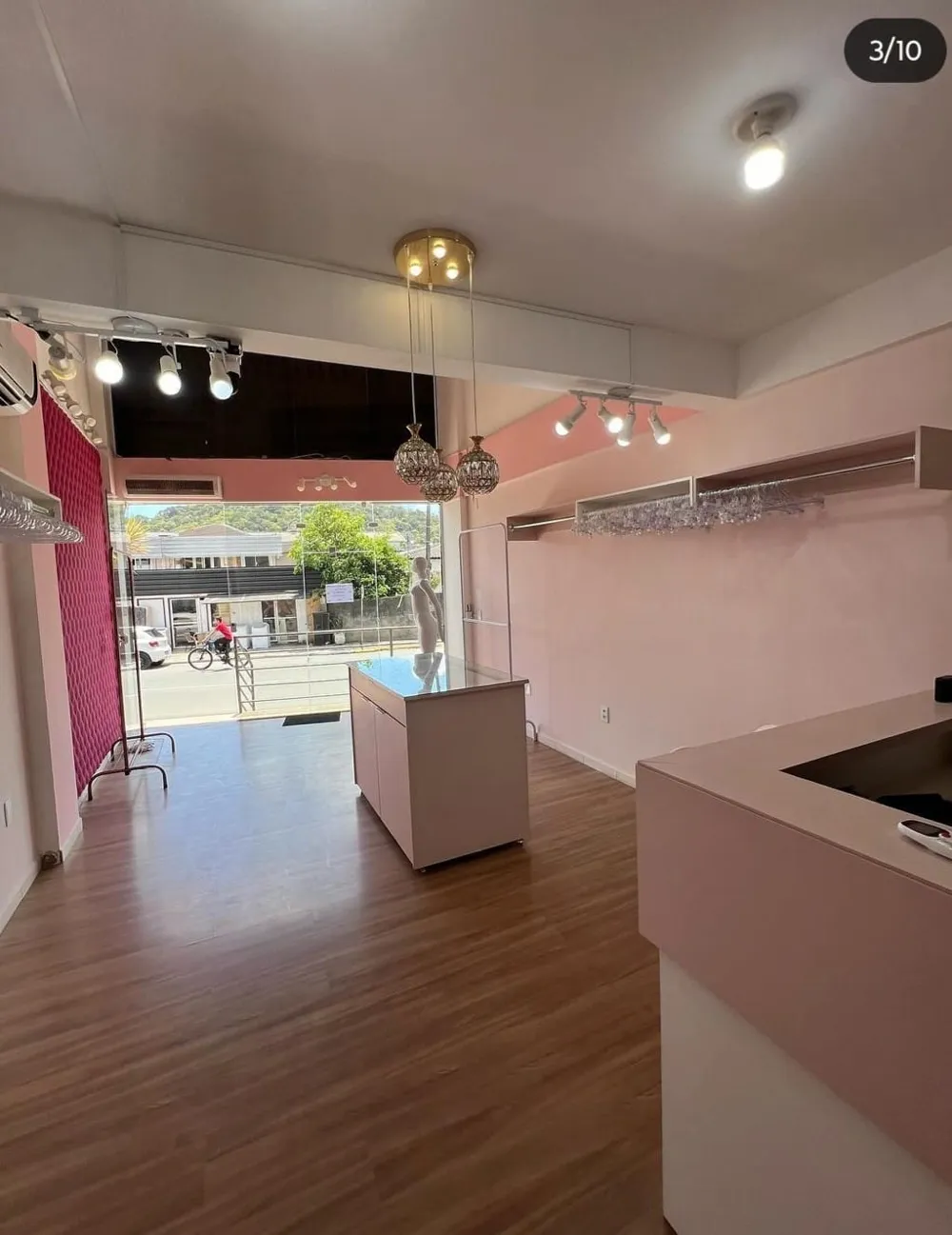 Sala comercial para venda no bairro Monte Alegre em Camboriú