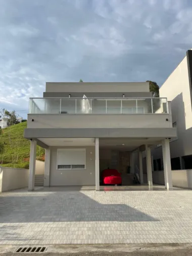 Casa 3 quartos para venda no bairro camboriú em Camboriú