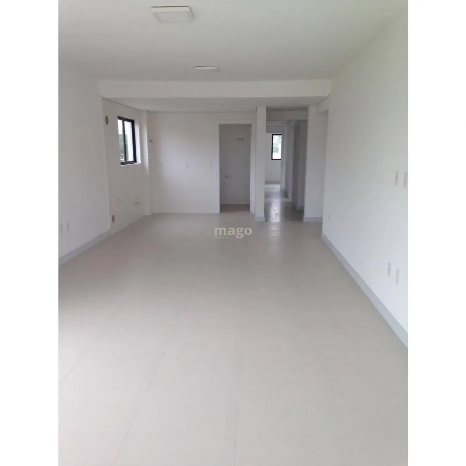 Apartamento à venda 3 suítes, 2 vagas, Centro Camboriú 
