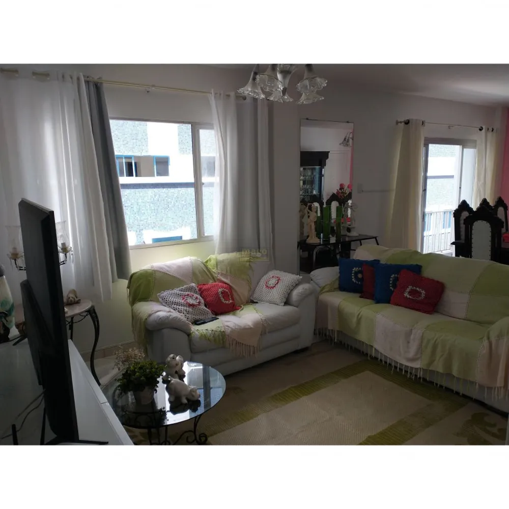 Excelente Apartamento 3 quartos Próximo ao Mar no Centro de BC