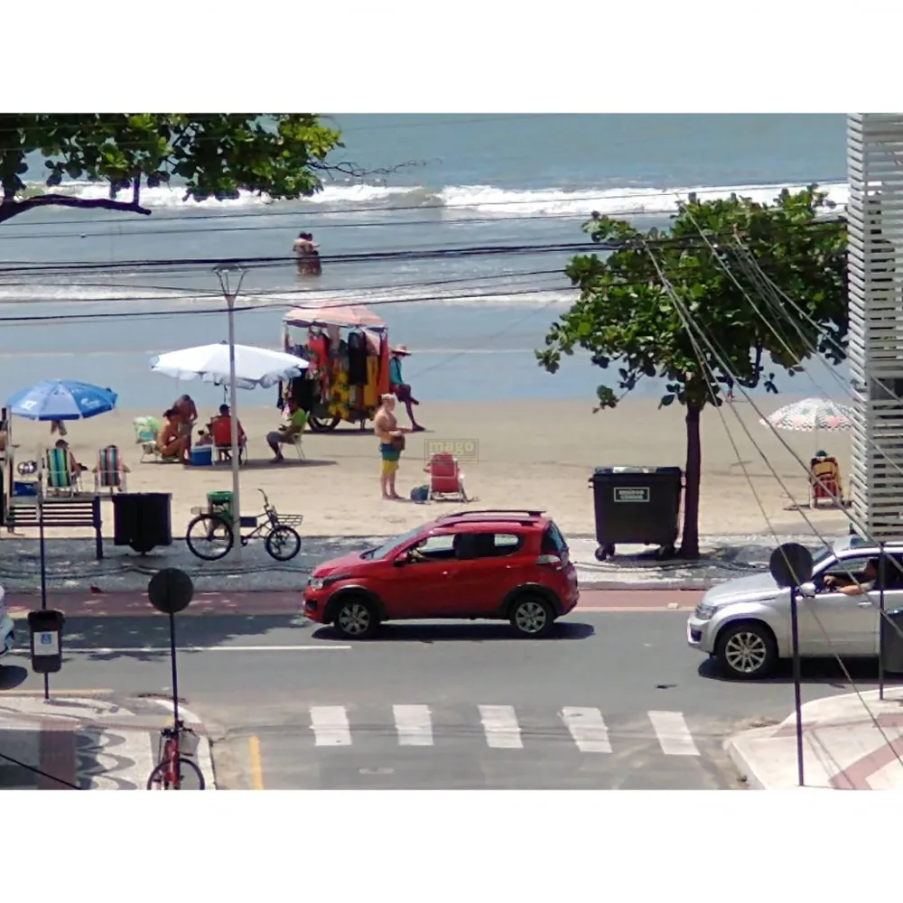 Excelente Apartamento 3 quartos Próximo ao Mar no Centro de BC