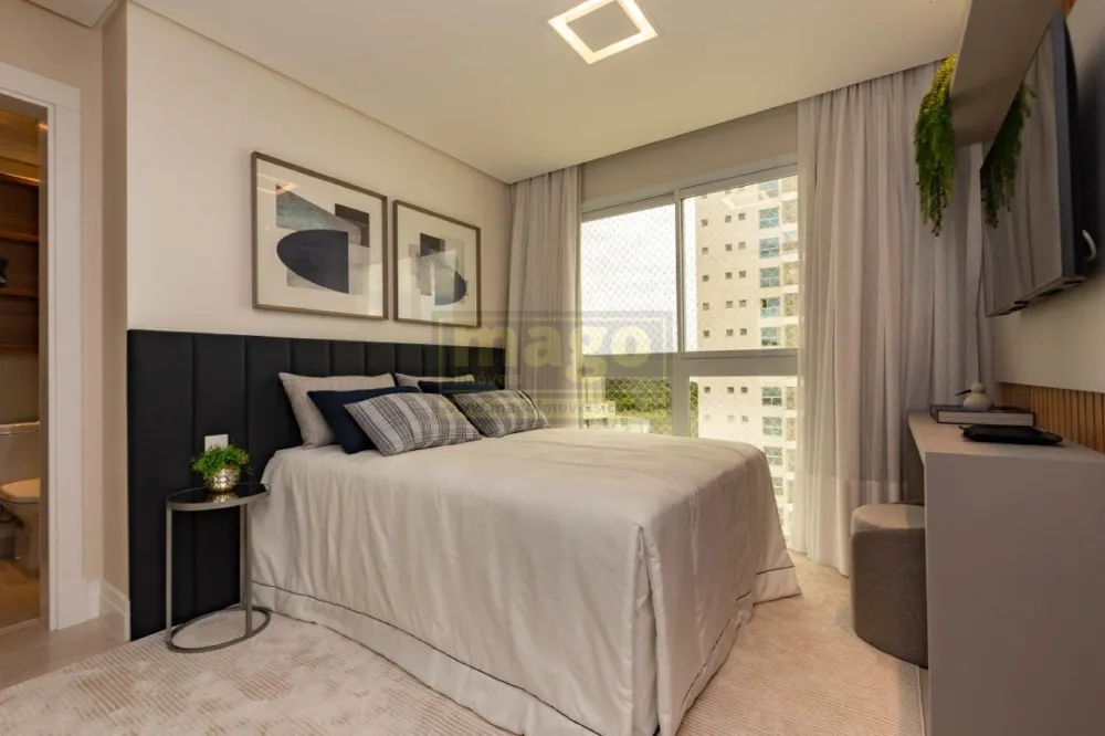 Apartamento 3 suítes, mobiliado e decorado no Centro de BC