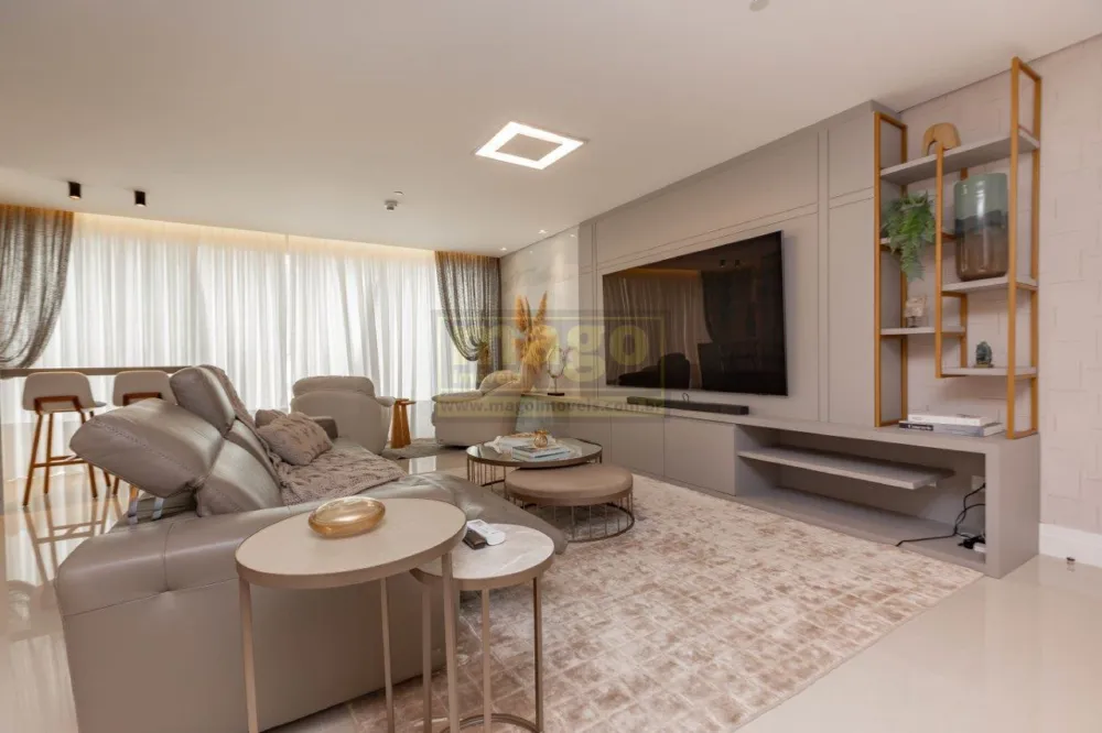 Apartamento 3 suítes, mobiliado e decorado no Centro de BC