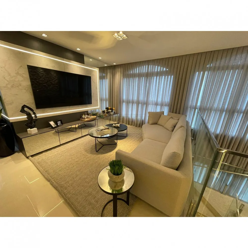 Cobertura duplex 4 suítes no Centro de Balneário Camboriú!