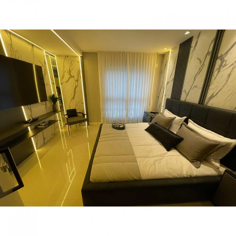 Cobertura duplex 4 suítes no Centro de Balneário Camboriú!