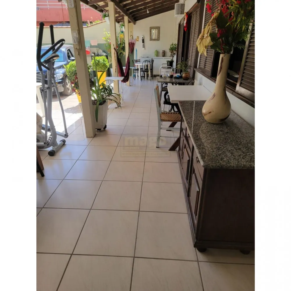 Casa à venda com 5 suítes em Balneário Camboriú