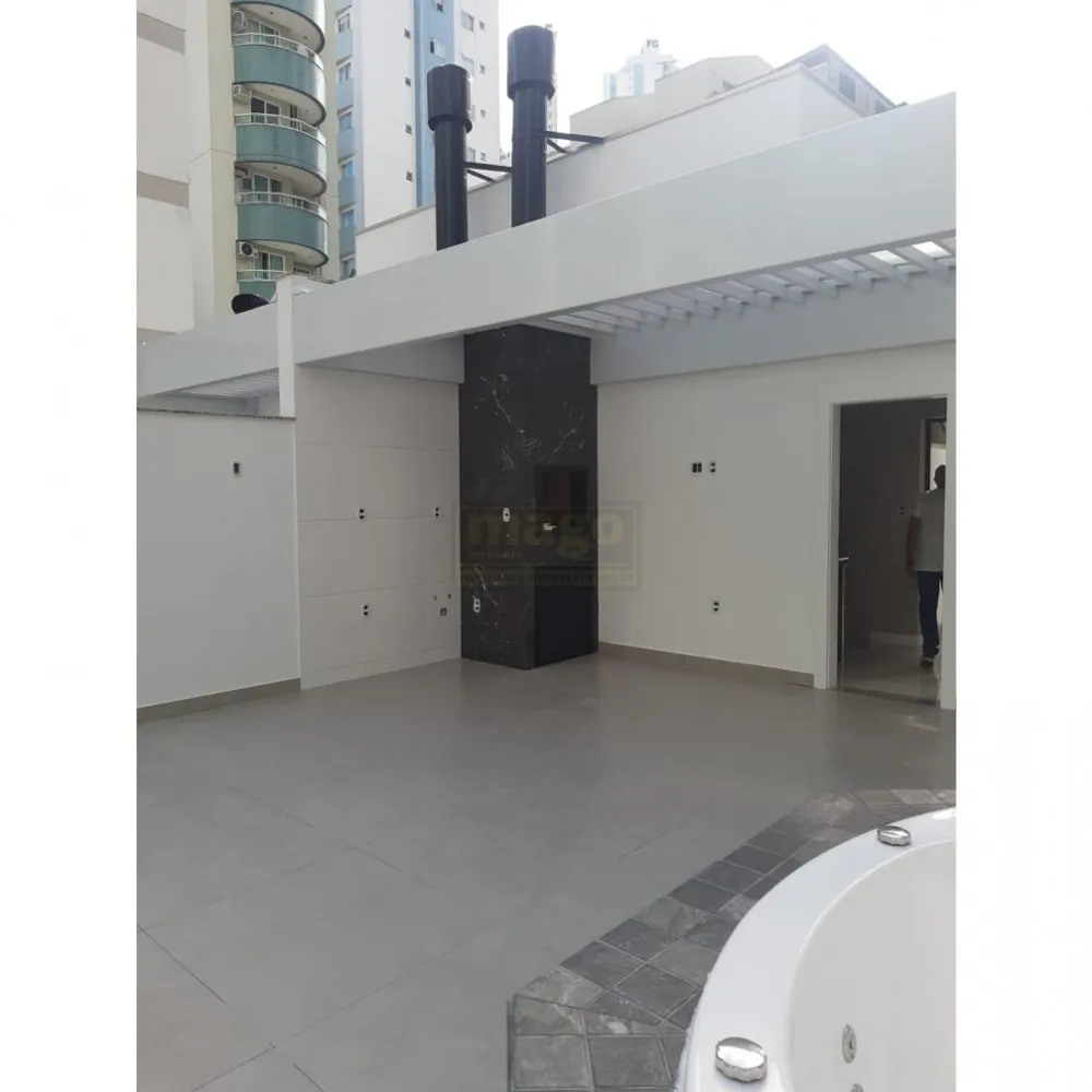 Sobrado com 3 suítes para venda