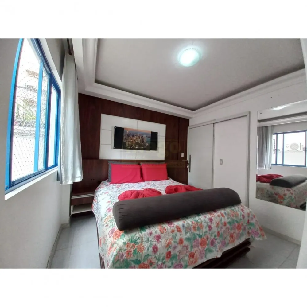 APARTAMENTO PARA INVESTIR OU MORAR NO CENTRO DE BALNEÁRIO!