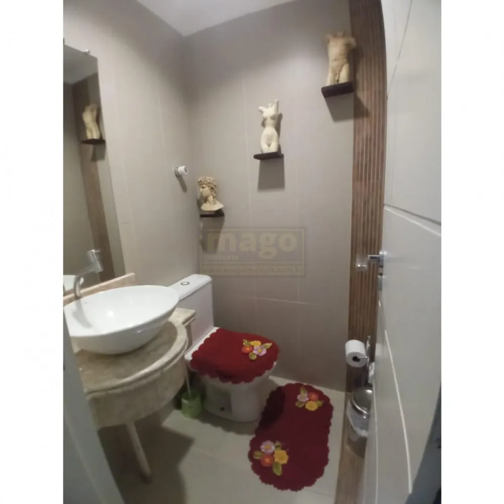 APARTAMENTO PARA INVESTIR OU MORAR NO CENTRO DE BALNEÁRIO!