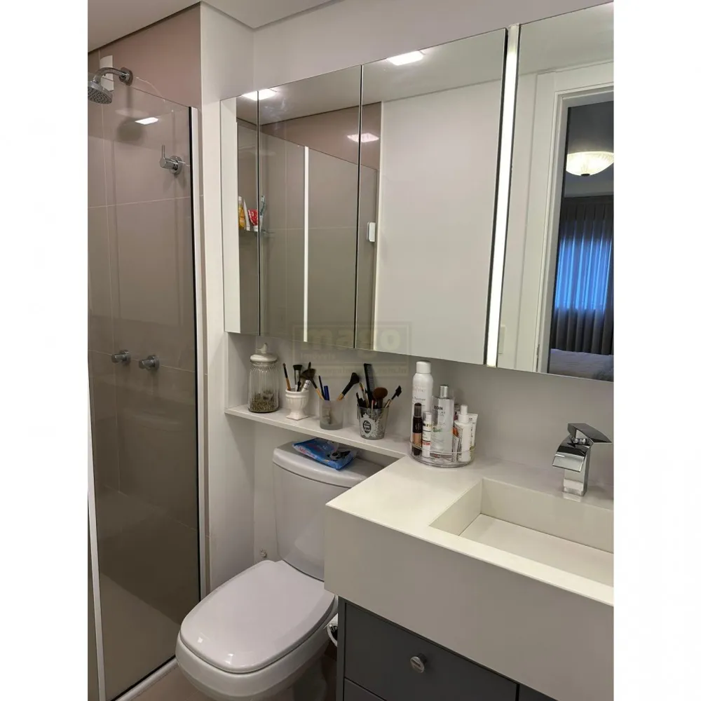  Apartamento Mobiliado com 2 dormintórios sendo 1 suíte para Venda