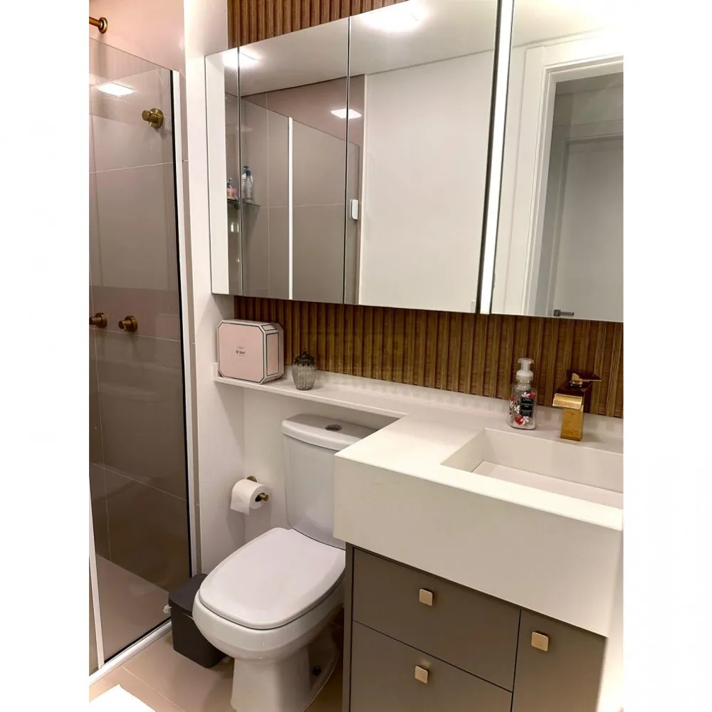  Apartamento Mobiliado com 2 dormintórios sendo 1 suíte para Venda