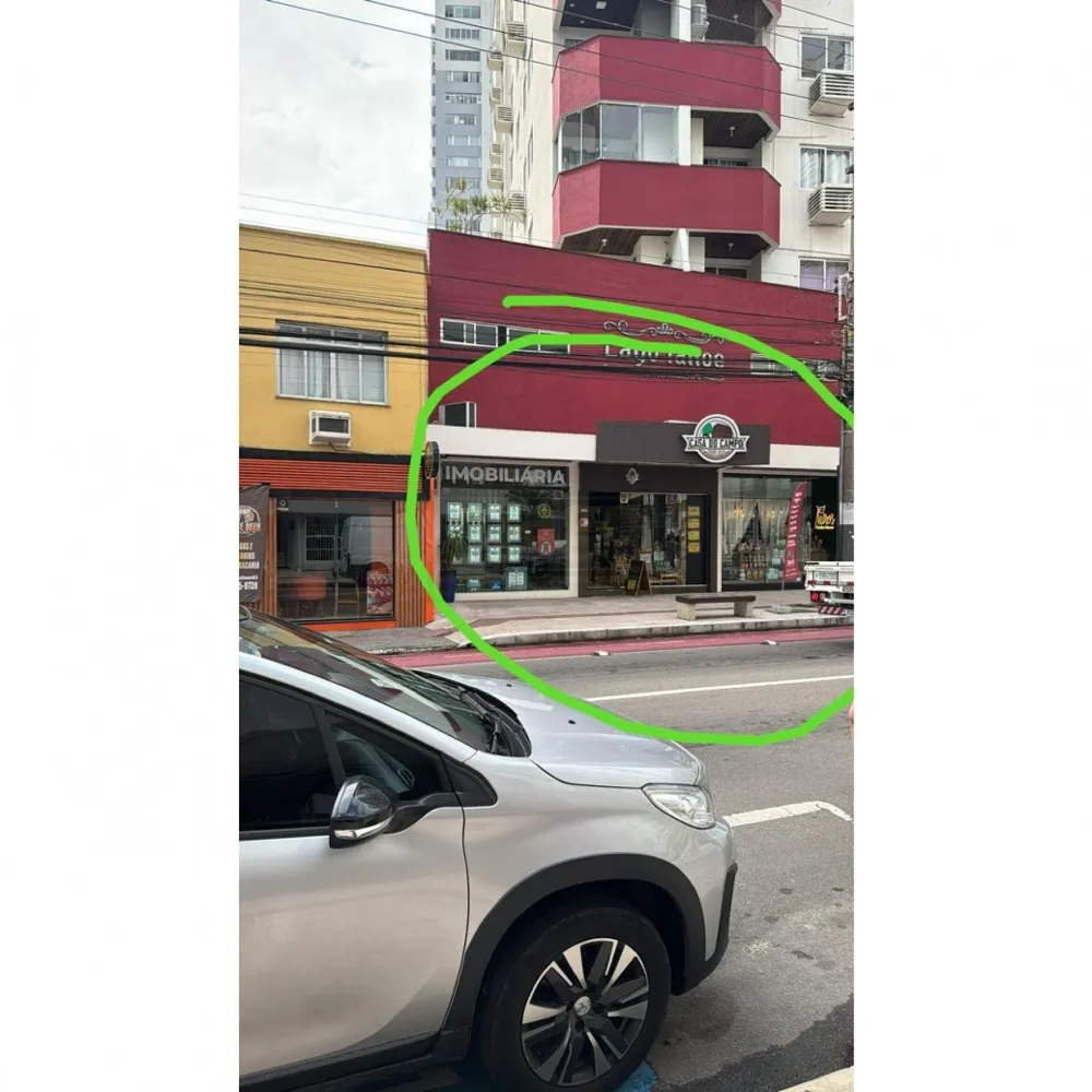 Excelente sala para Venda no Centro de Balneário Camboriú