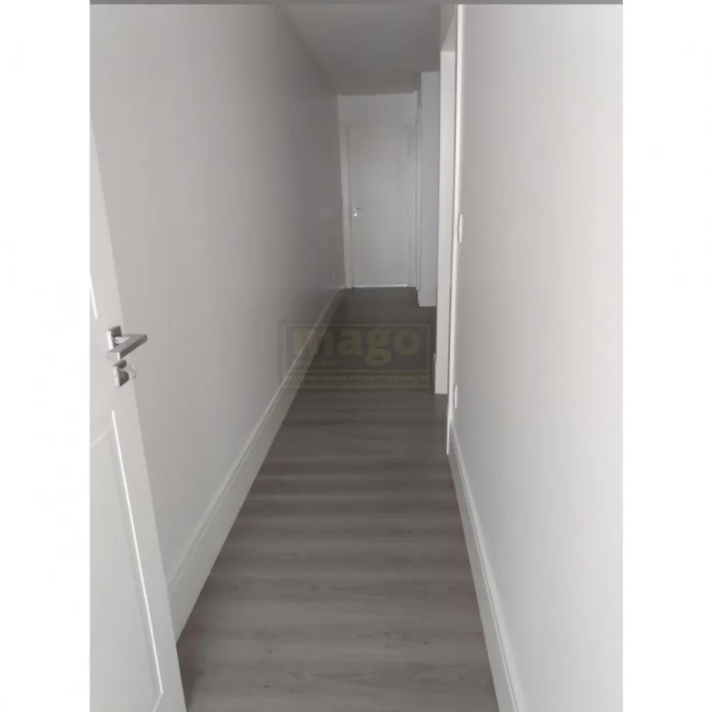 APARTAMENTO NA QUADRA DO MAR PARA VOCÊ DECORAR!