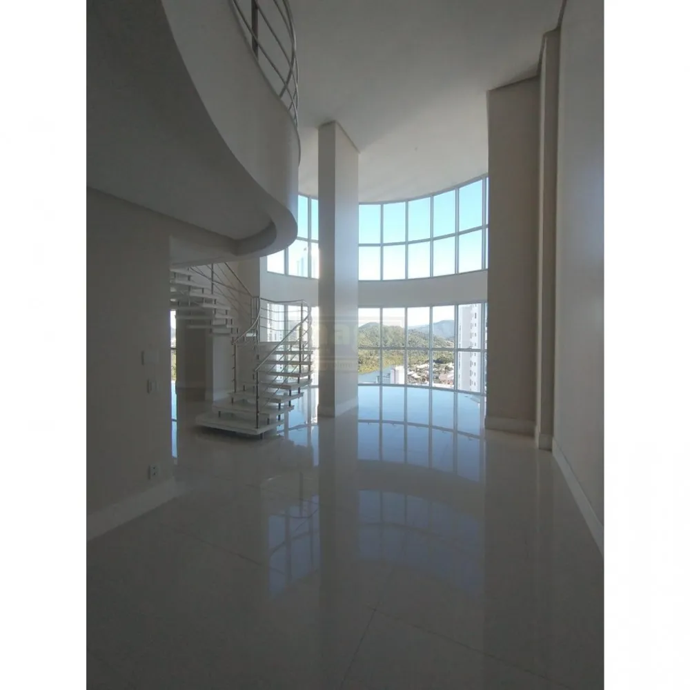 DUPLEX ALTO PADRÃO PARA VOCÊ QUE PROCURA ESPAÇO E LUXO PARA MORAR!