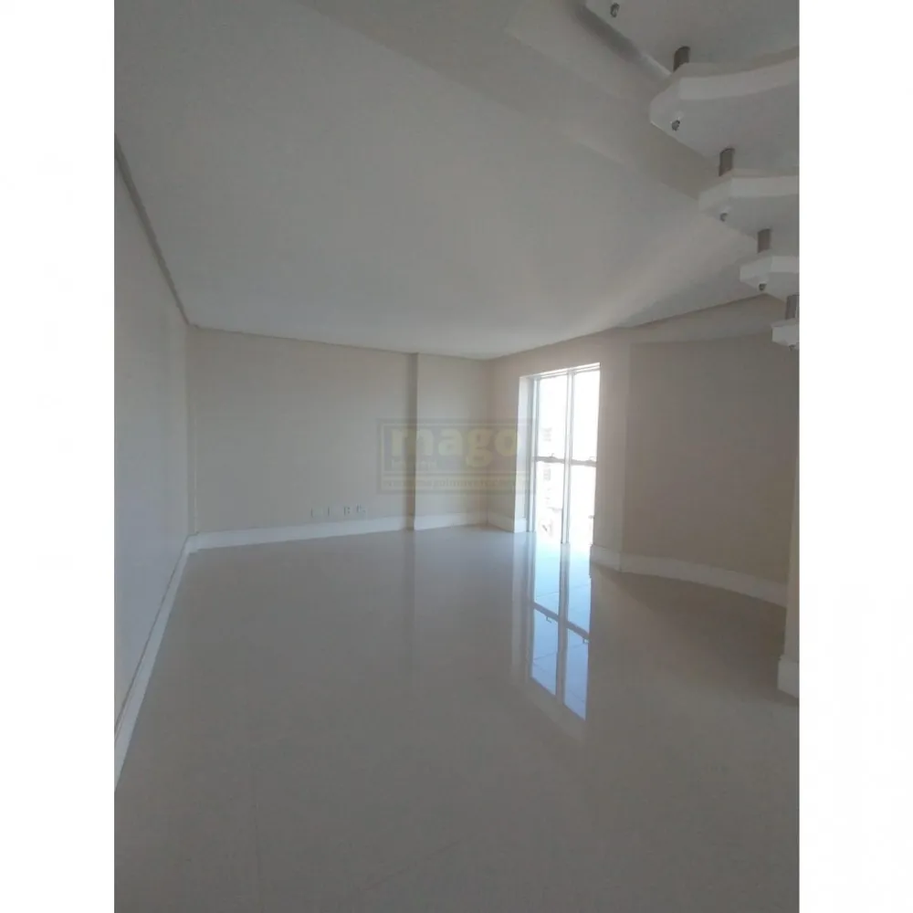 DUPLEX ALTO PADRÃO PARA VOCÊ QUE PROCURA ESPAÇO E LUXO PARA MORAR!