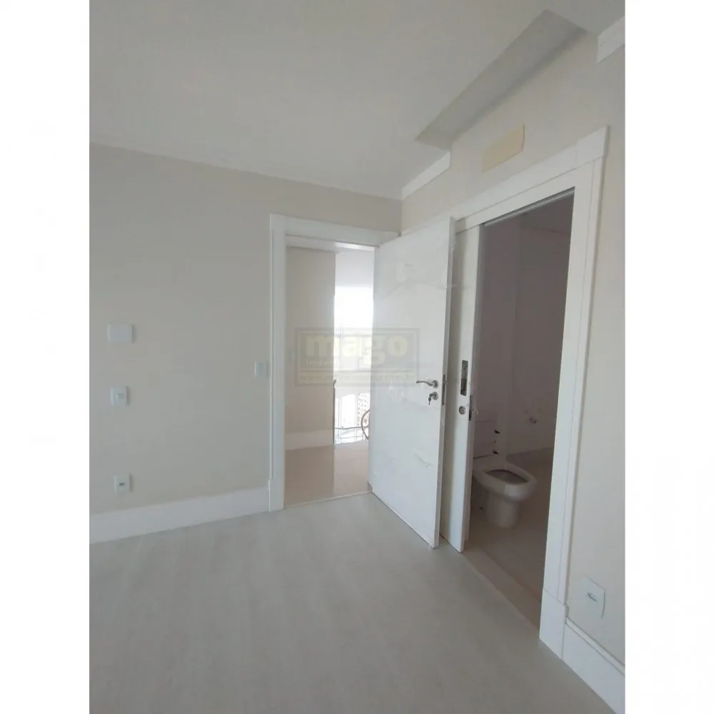 DUPLEX ALTO PADRÃO PARA VOCÊ QUE PROCURA ESPAÇO E LUXO PARA MORAR!