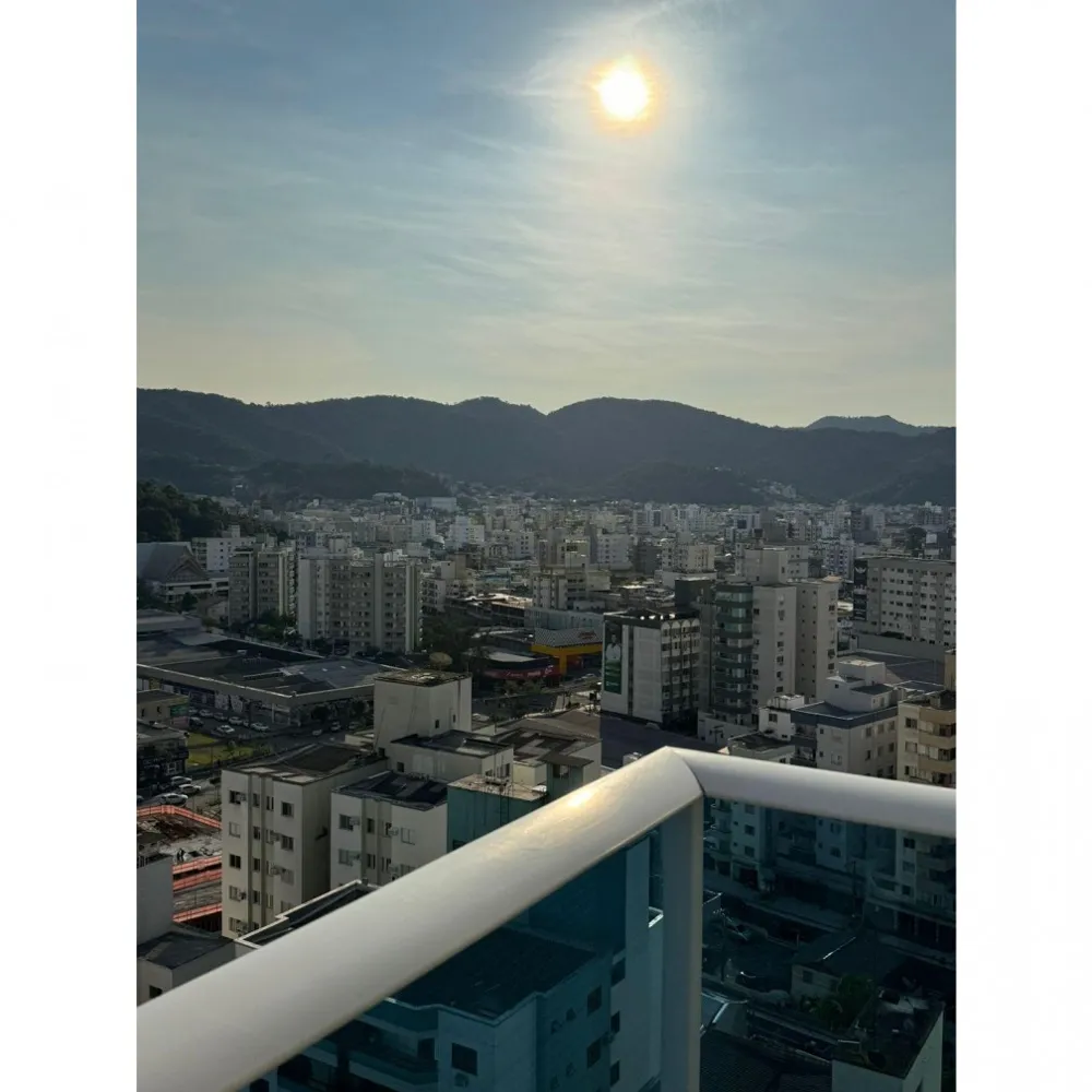 Apartamento com 3 suites e Sacada com Vista para toda cidade
