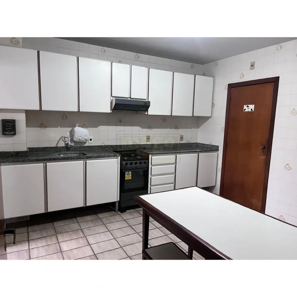 Apartamento 3 quartos para Venda no bairro Centro em Balneário Camboriú
