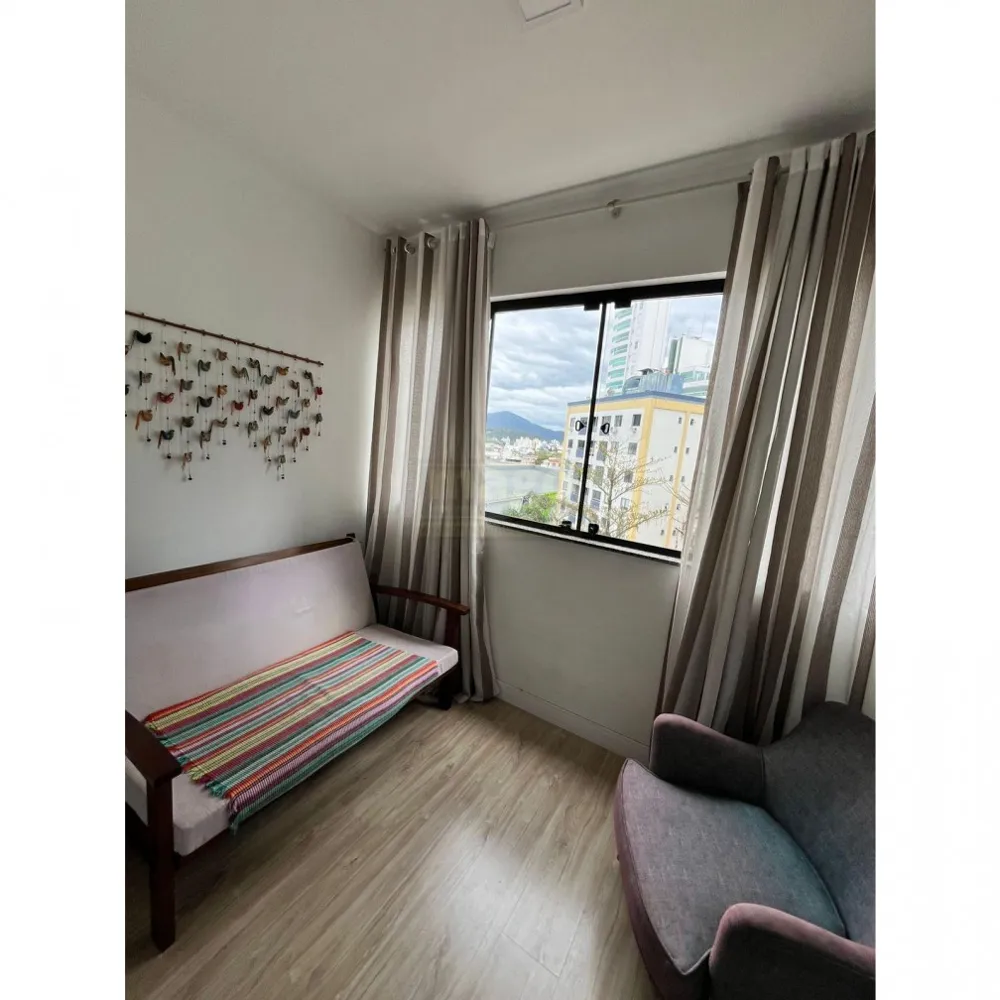 Apartamento 2 quartos para Venda no bairro Centro em Balneário Camboriú