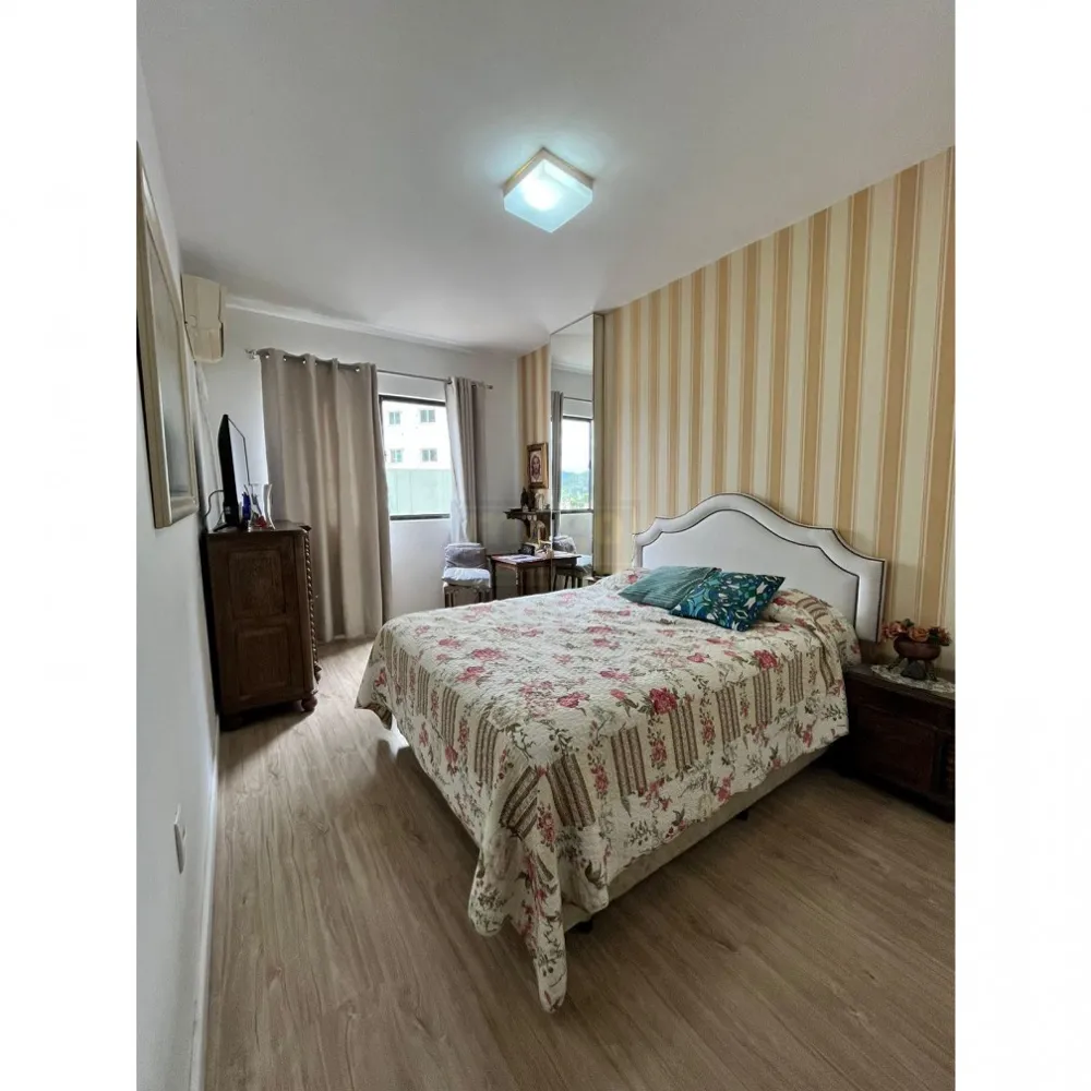 Apartamento 2 quartos para Venda no bairro Centro em Balneário Camboriú