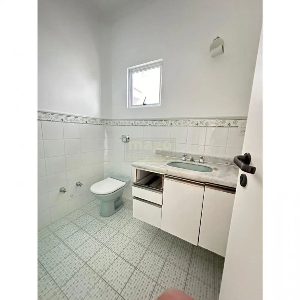 Casa para Locação Anual no bairro Ariribá em Balneário Camboriú