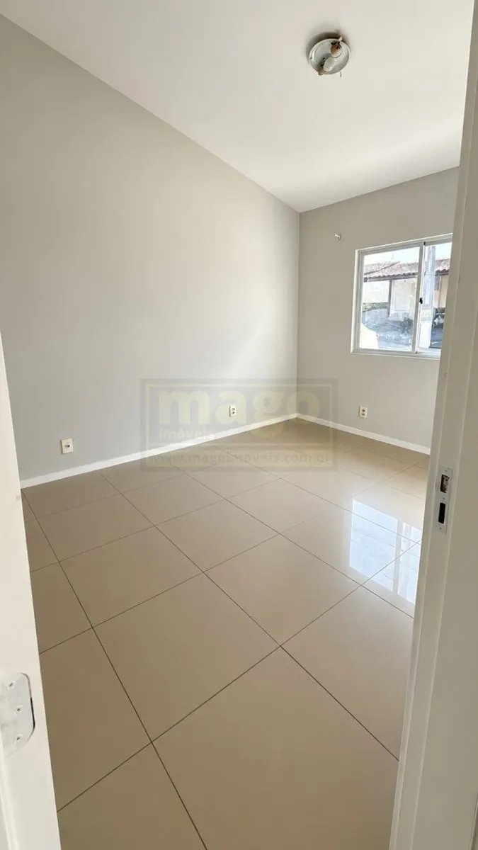 Casa 2 quartos para Locação Anual