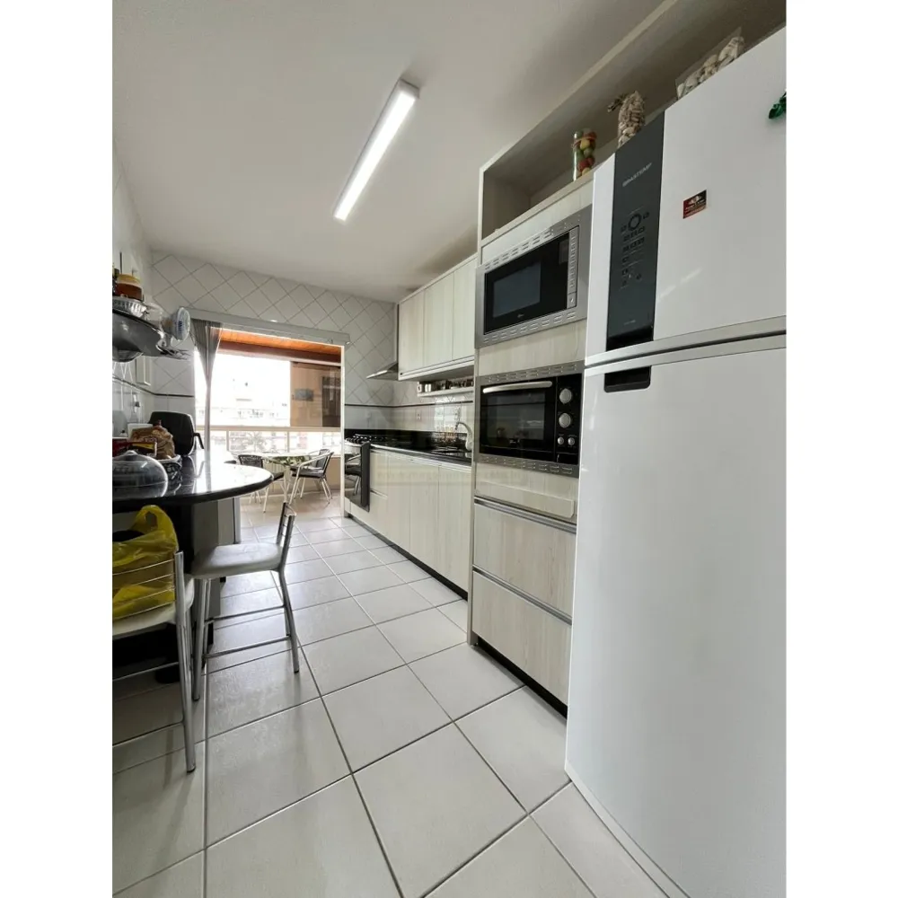 Apartamento 2 quartos para Venda no bairro Centro em Balneário Camboriú