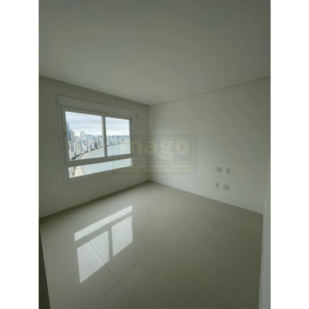 Triplex Frente Mar com 7 suítes em Balneário Camboriú