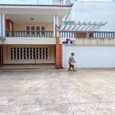Sobrado para Venda no bairro Centro  em Balneário Camboriú