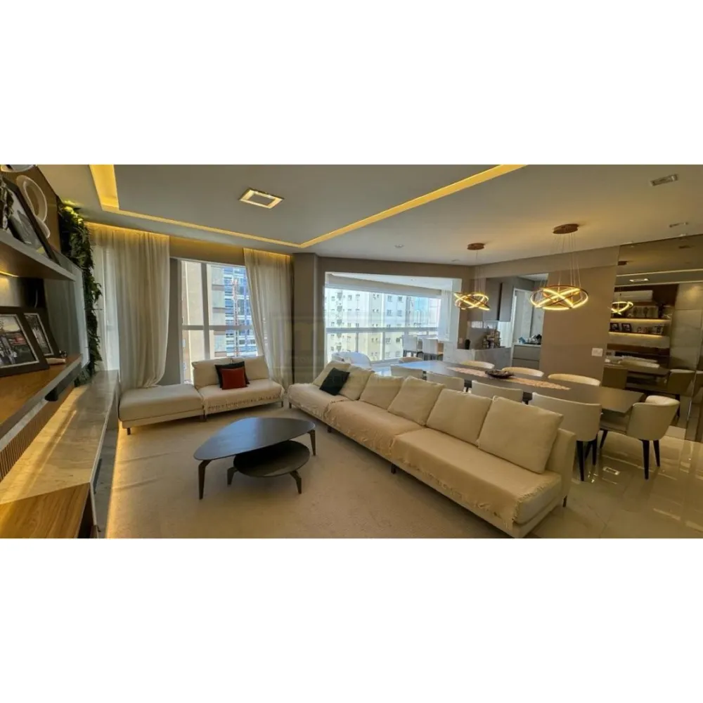 Apartamento para Venda no bairro Meia Praia em Itapema