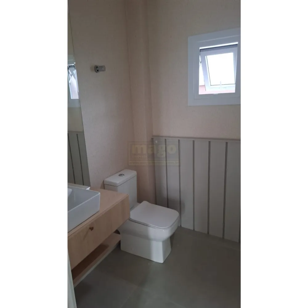 Casa 3 suítes para Venda
